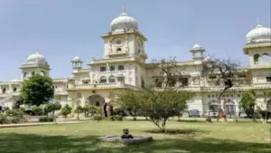 लखनऊ विश्वविद्यालय ने बीसीए, एमसीए, बी.फार्म सहित 15 पाठ्यक्रमों का परीक्षा कार्यक्रम जारी कर दिया है।